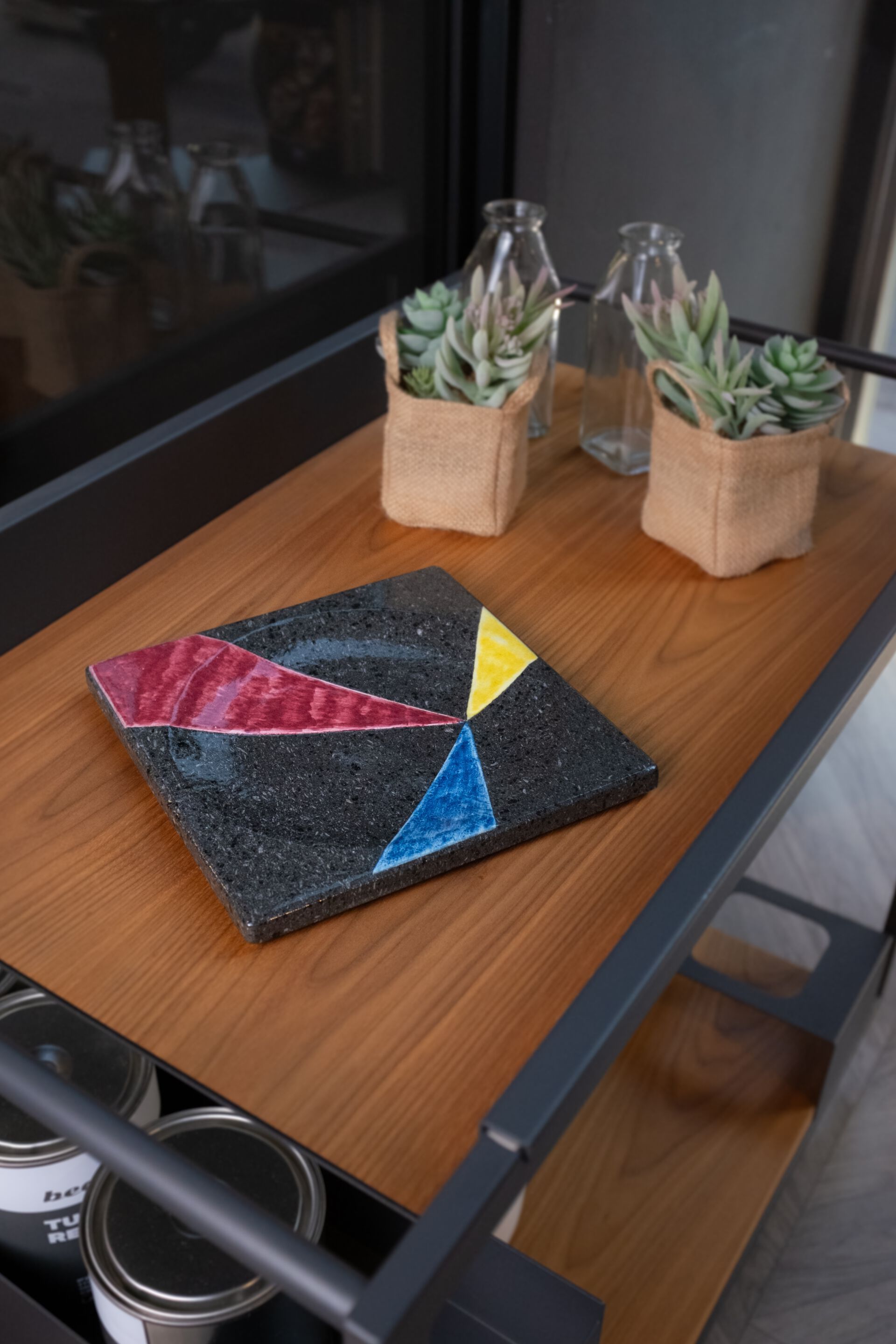 Scavatasche / квадратный центральный элемент из лавового камня Etnea Cuorelavico Prisma ARCH-00030905 - Вид №2