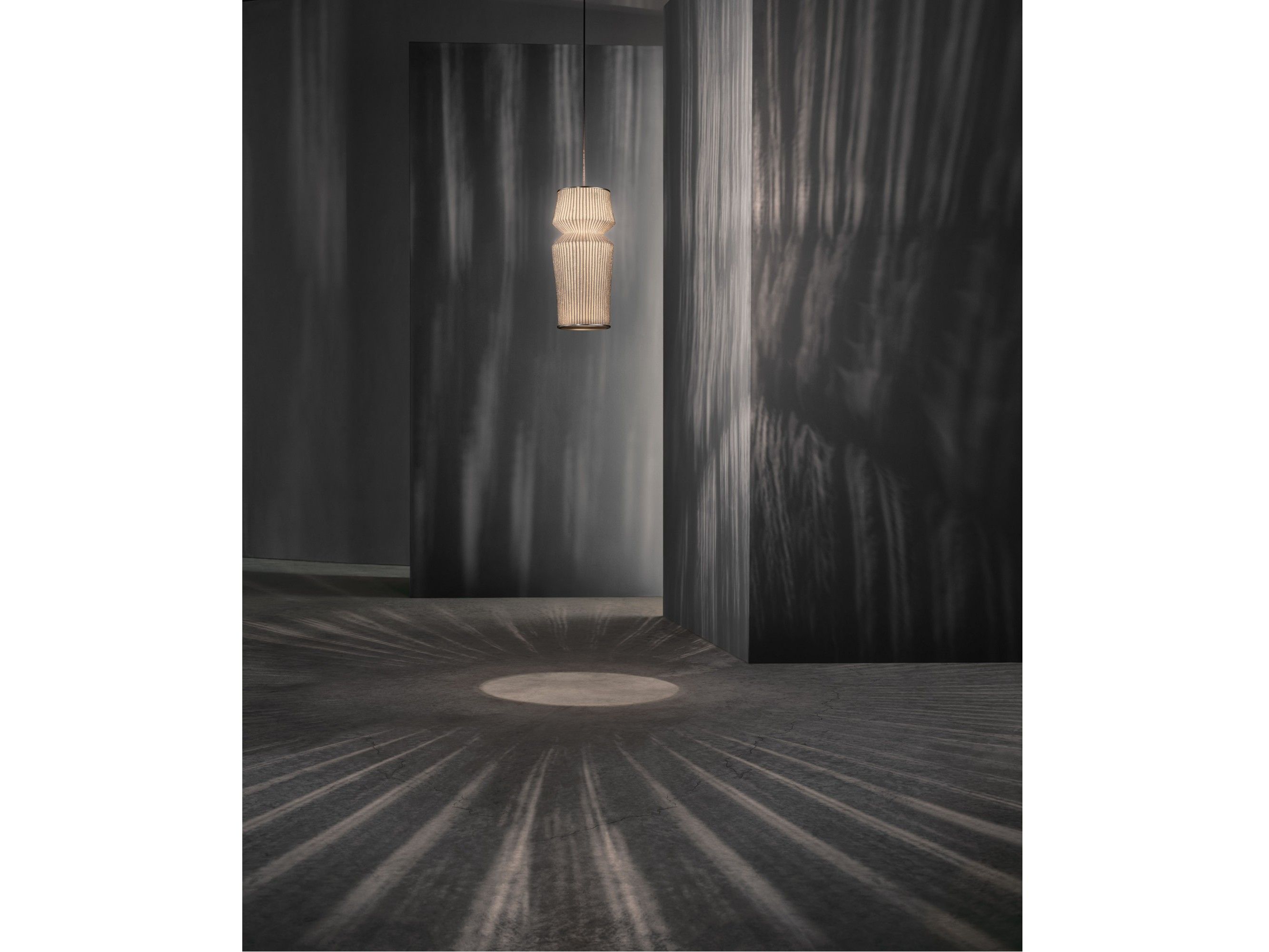 Светодиодный подвесной светильник из нержавеющей стали A-Emotional Light Ura ARCH-00141005 - Вид №1