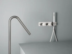 Quadrodesign Смеситель для ванны настенный Volcano