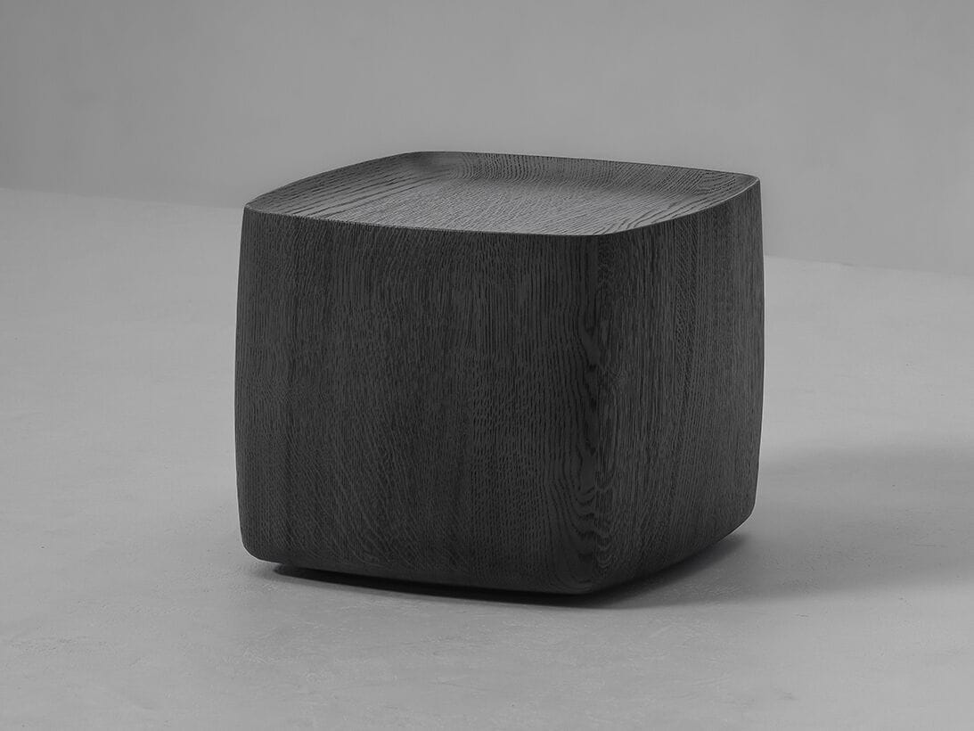 Квадратный журнальный столик из дуба Van Rossum CURVUM ARCH-00091212