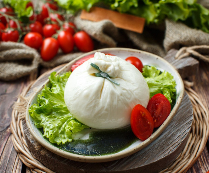 6462 Сыр "Буррата" из молока джерсийских коров Вкусляндия 