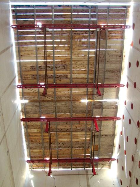 ULMA Construction Безудержная платформа sun-id-1498545 - Вид №1