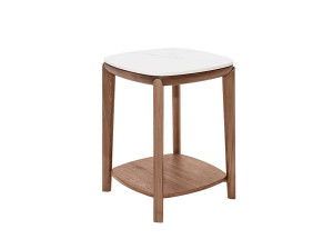 Квадратный журнальный столик с отсеком для хранения