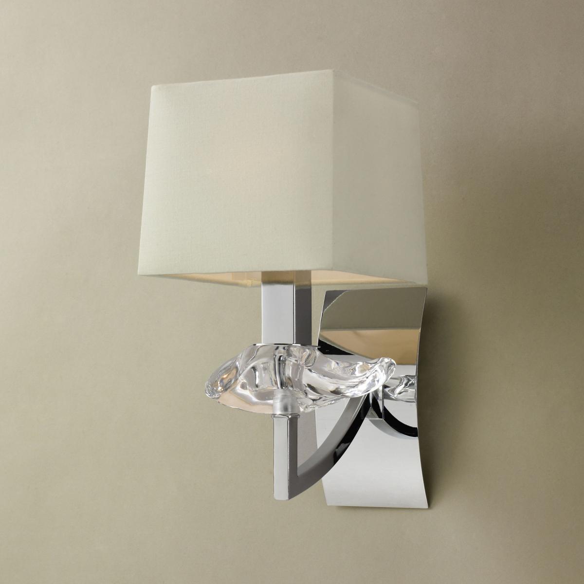 066780 Настенный светильник 1L белый Mantra Akira