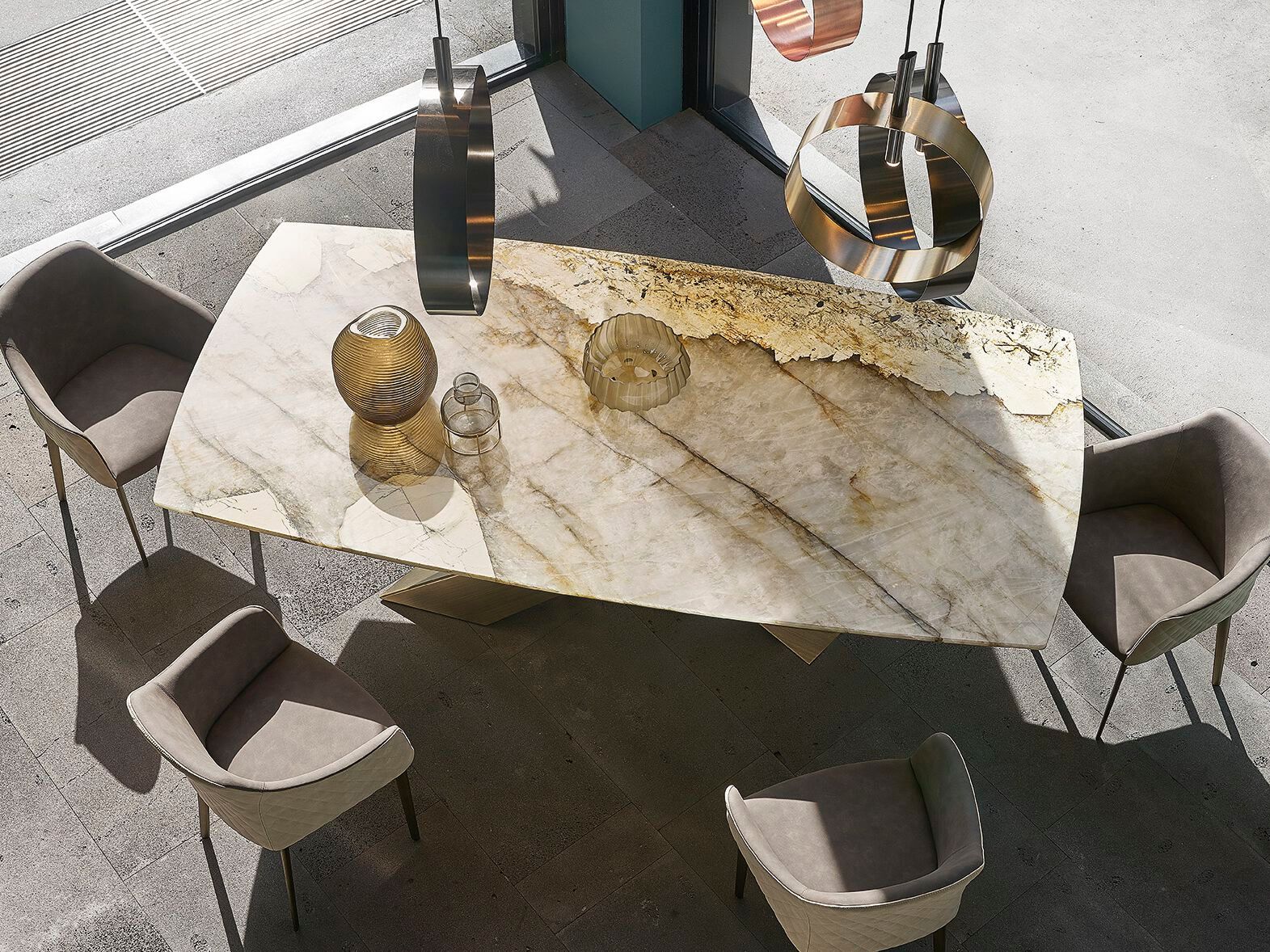 Фиксированный стол с столешницей из натурального камня RIFLESSI ARCH-00018974