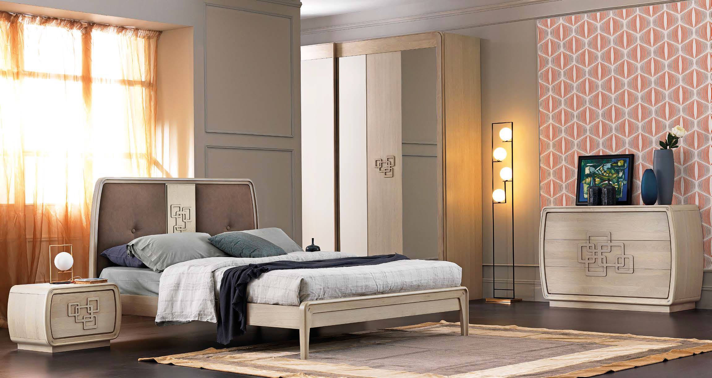 Деревянный шкаф с зеркалом Cantiero AMARCORD Night ARCH-00100199 - Вид №1