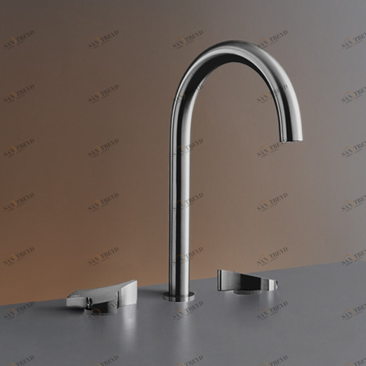 три отверстия смеситель с поворотным носиком Н. 245 мм  ZIQ12 CEADESIGN 