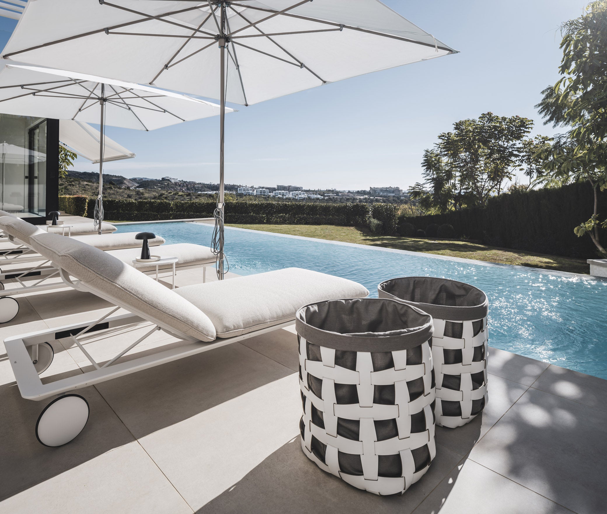 Корзина с крючком - 35X35H43,5 см / регенерированная кожа_camel Pinetti 00.0191.082.011 - Вид №7