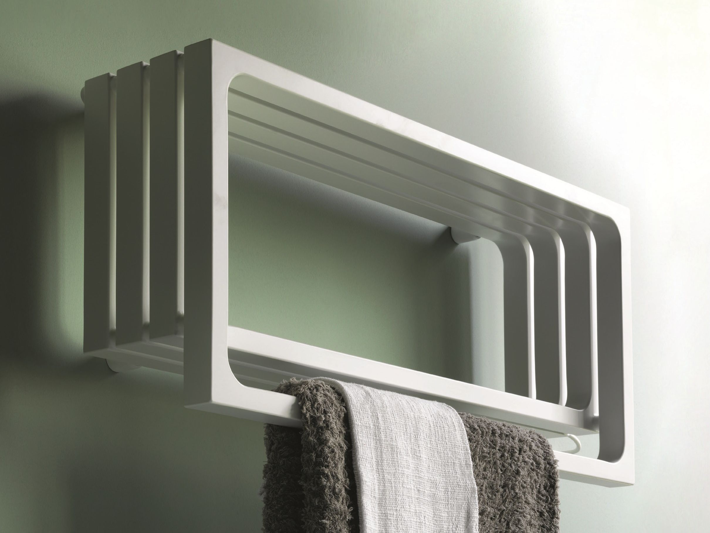 Настенный горизонтальный полотенцесушитель Tubes Elements ARCH-00043071