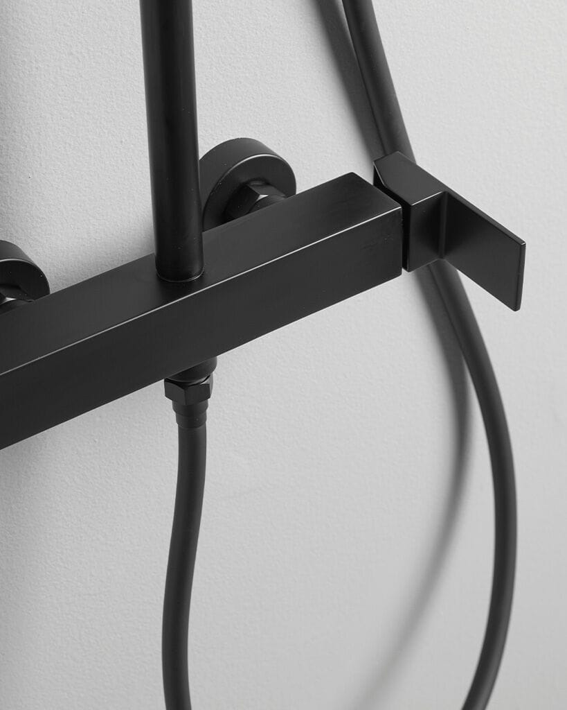 Латунная настенная душевая колонна с ручным душем TAMANACO ANGELICA ARCH-00063186 - Вид №1