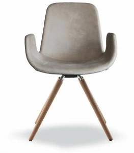 Tonon Мягкое кресло с подлокотниками на деревянных ножках Step 904.32