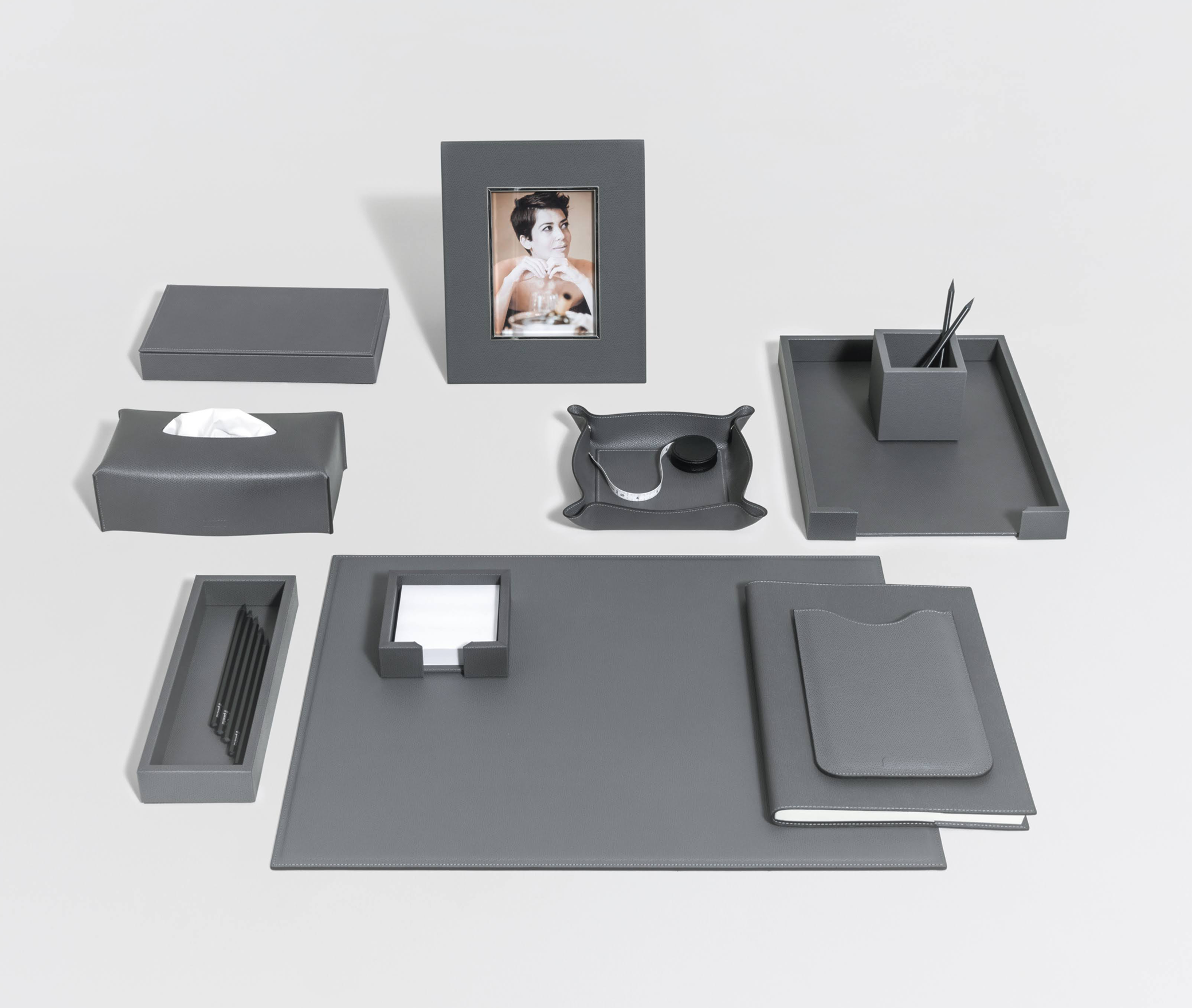 Настольный коврик - 56X42,5 см / зернистая кожа_coffee Pinetti 00.0316.029.015 - Вид №4