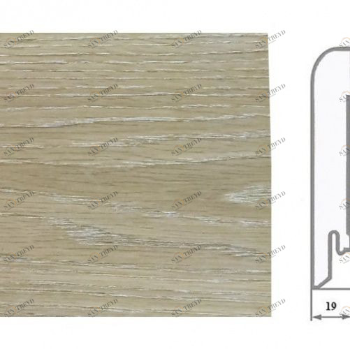 Плинтус Ashton Спарта Шпонированный Дуб (Рельефная) 2400х83 мм 1010000067