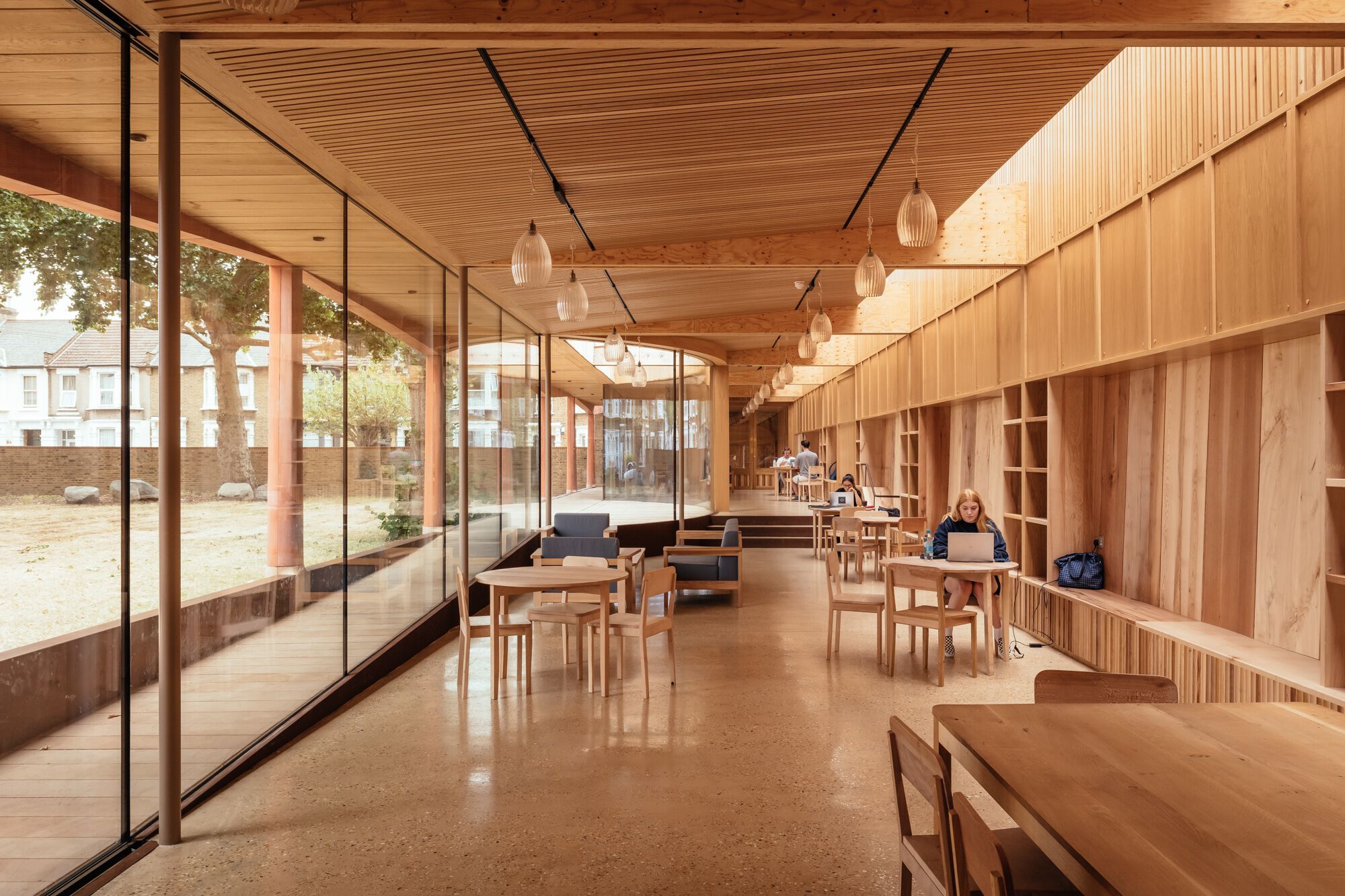 Алюминиевые окна с изогнутыми створками Keller minimal windows® KELLER minimal windows® curve ARCH-00146603 - Вид №1