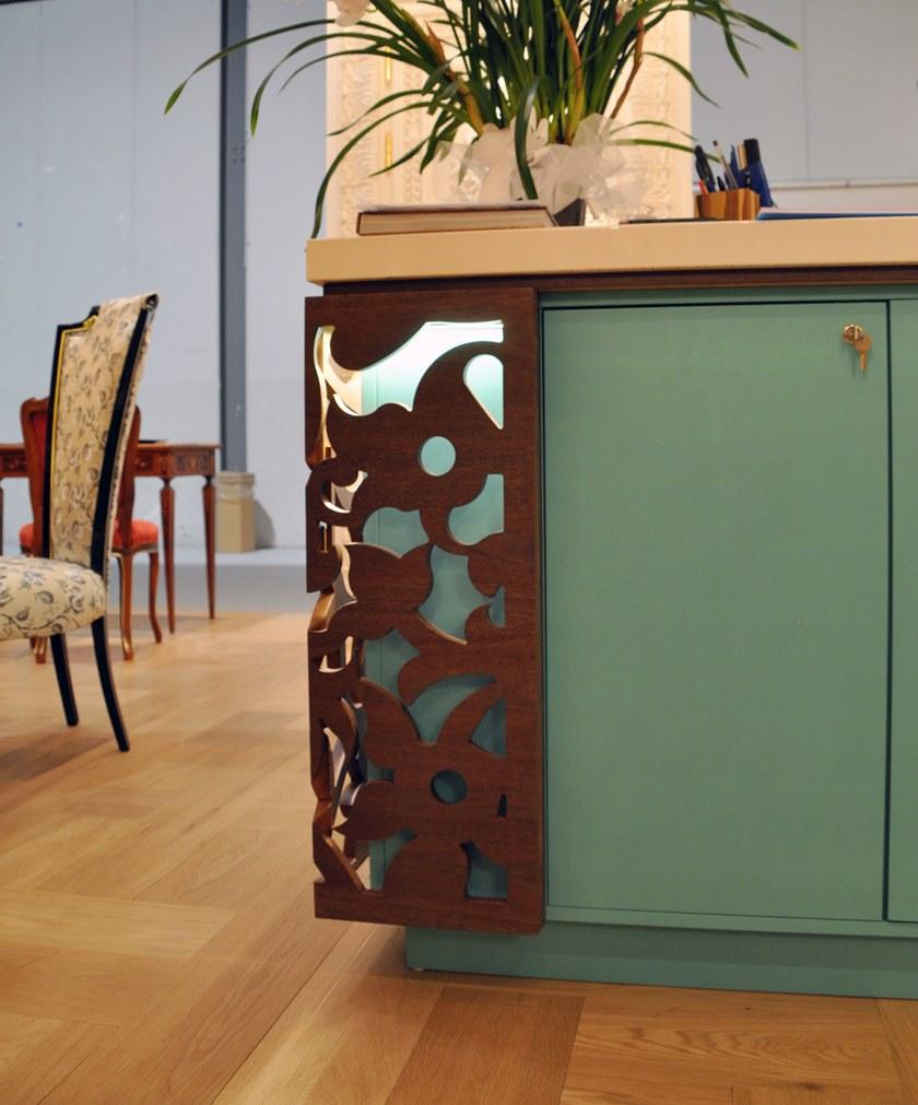 Arnaboldi Interiors Деревянная стойка администратора с подсветкой sun-id-1421474 - Вид №3