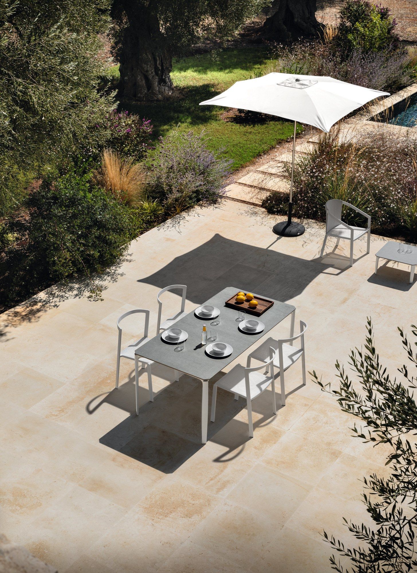 Алюминиевый выдвижной садовый стол с керамической столешницей MY YOUR Push ARCH-00137105