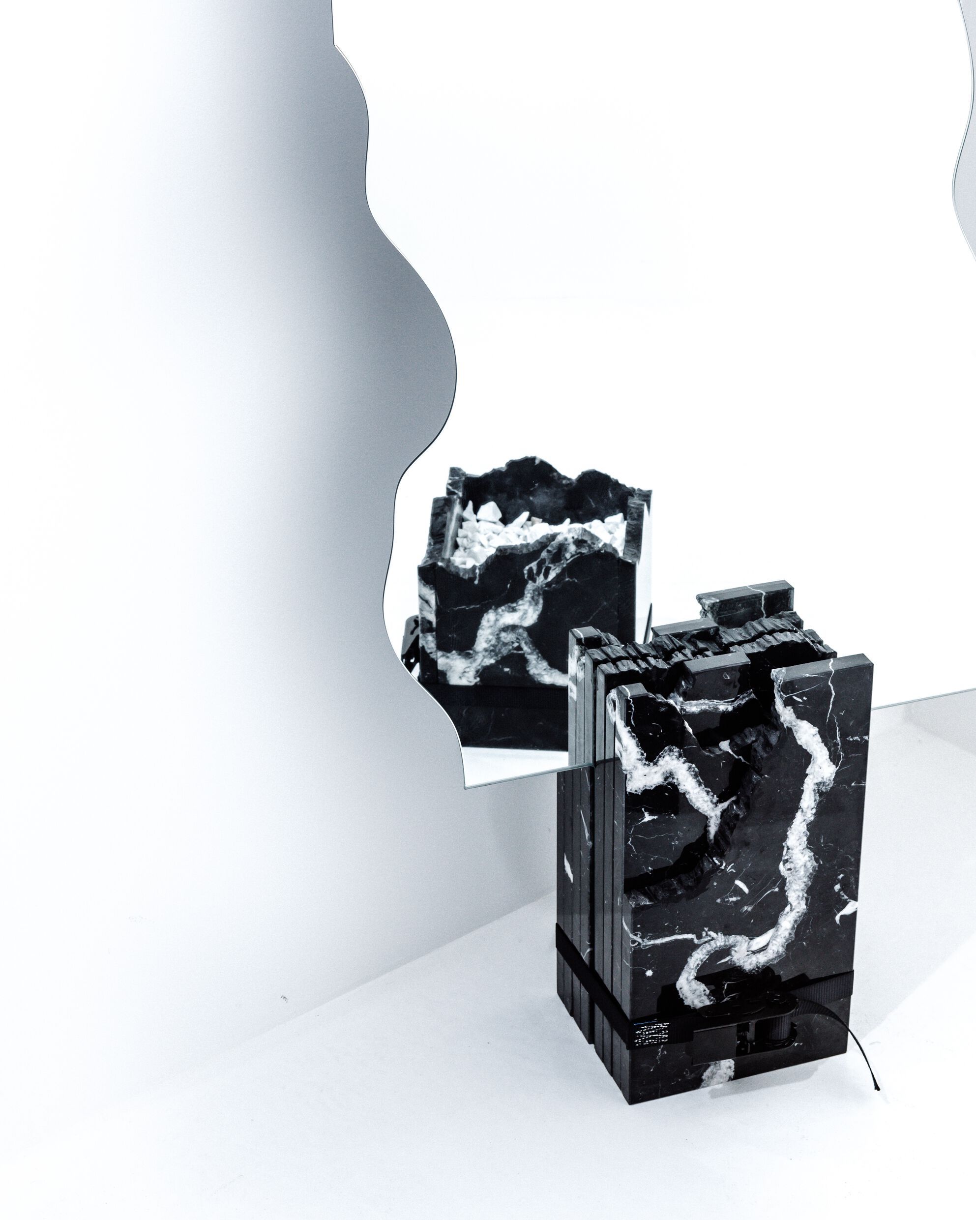 Черное Мраморное напольное зеркало Marquina Pistore Marmi SPROFONDO ARCH-00046209 - Вид №1