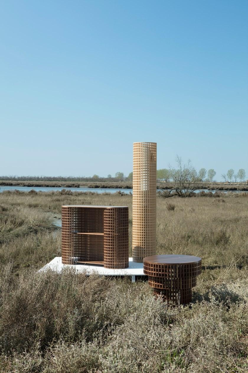 Medulum Низкий круглый журнальный столик из ореха Carabottino Car.tab  - Вид №2