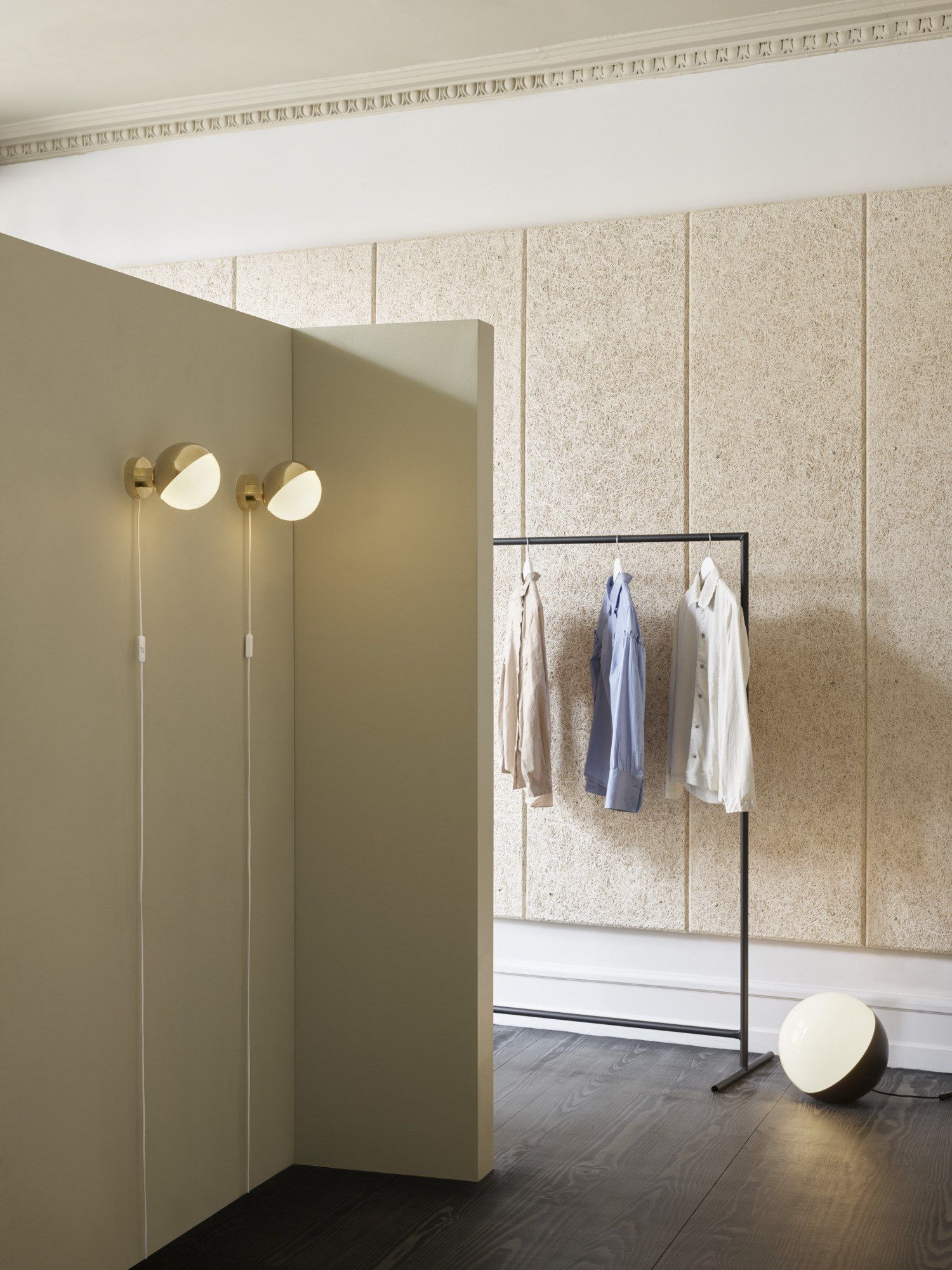 Светодиодный настенный светильник из опалового стекла Louis Poulsen VL Studio ARCH-00121901 - Вид №3