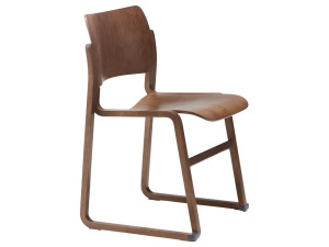 Штабелируемый деревянный стул