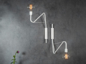 Металлический настенный светильник