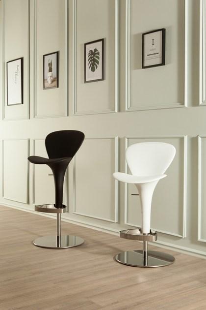 Tonin Casa Пластиковый стул с подставкой для ног sun-id-1511906 - Вид №1