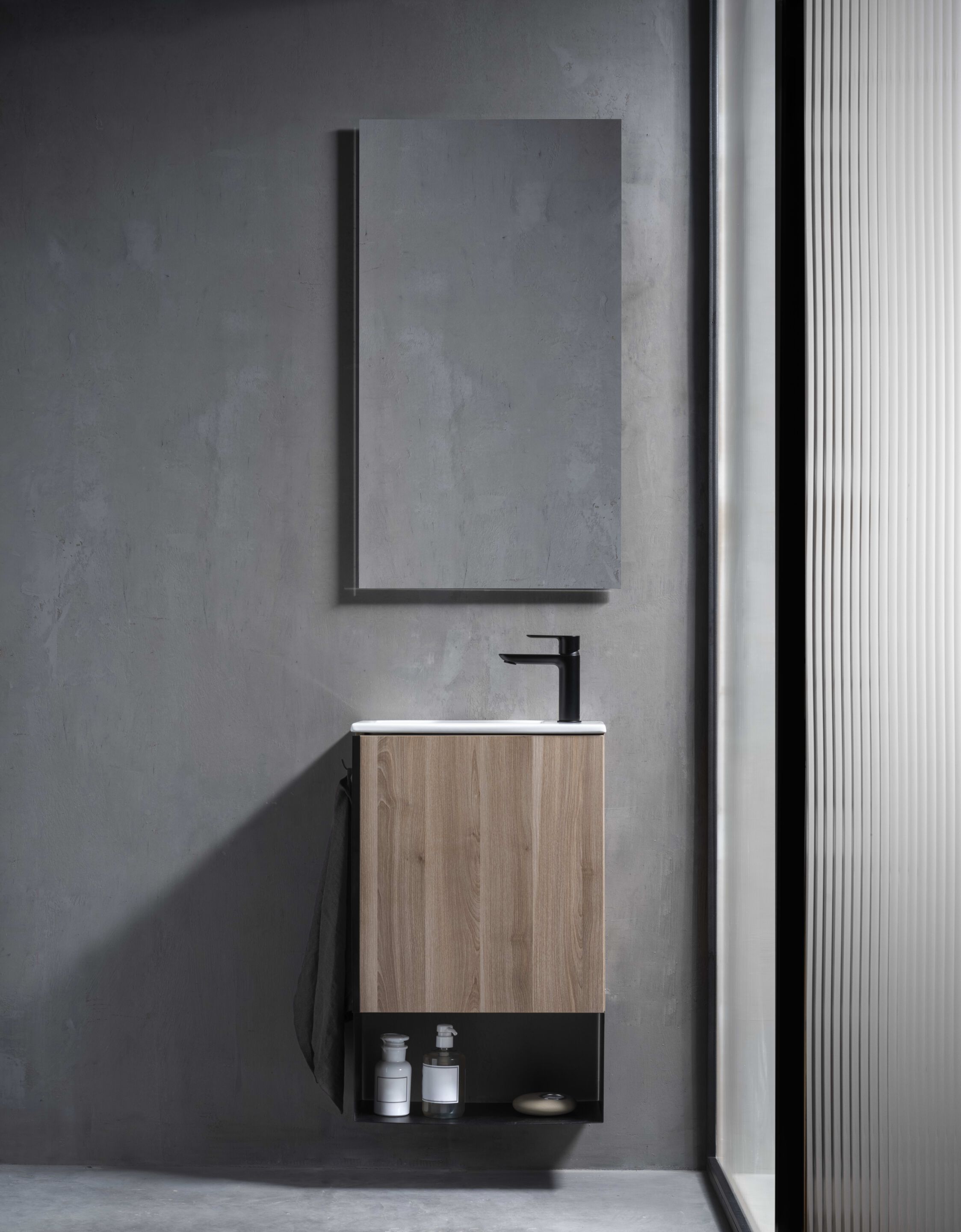 Деревянный напольный умывальник с держателем для полотенец Roca UNIK 852008 ARCH-00047665 - Вид №1