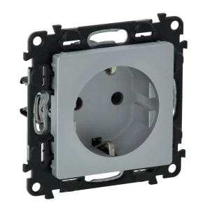 Розетка Legrand VLN-L 2 контакта с заземлением с защитными шторками цвет алюминий