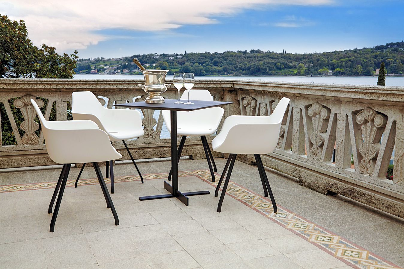 Поворотный стул на полиэтиленовом насесте ALMA DESIGN y Chair ARCH-00118001 - Вид №8