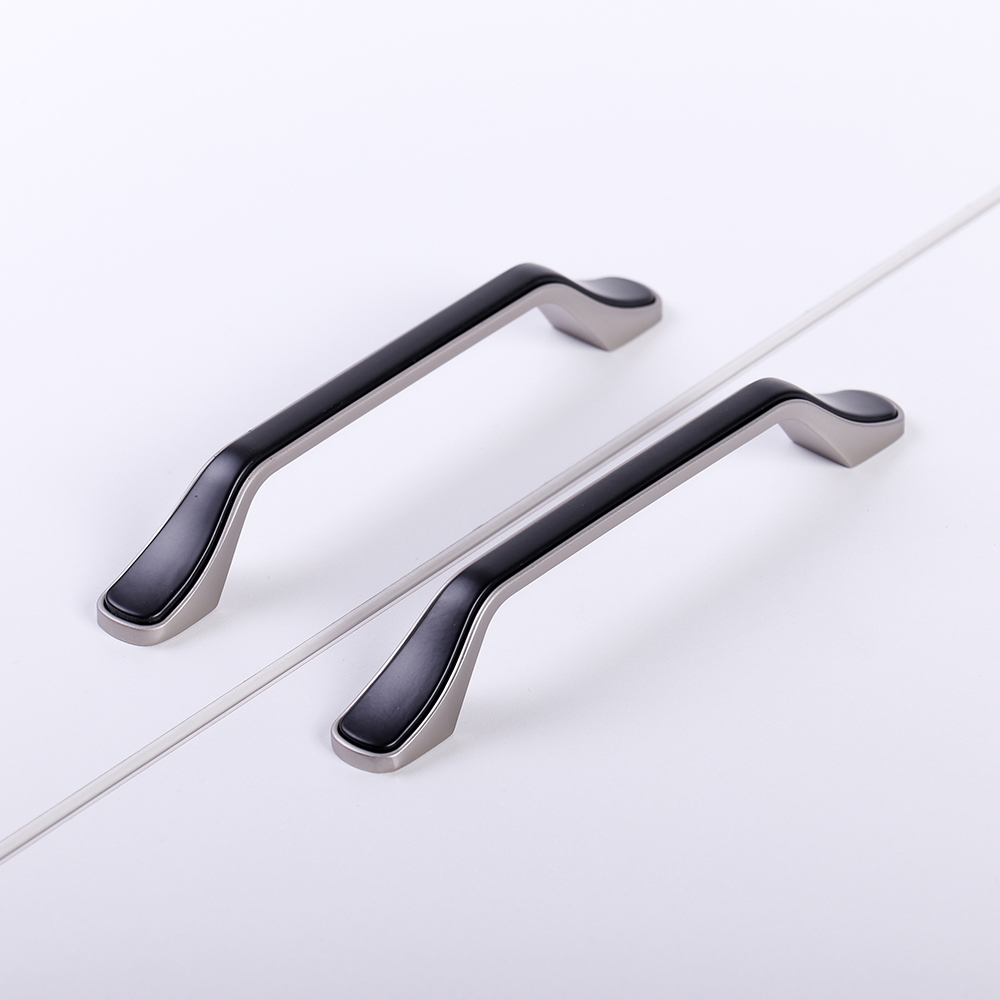 Мебельная ручка  Скоба, 128 мм, никель LJPS0154 Public Steel Россия  - Вид №1