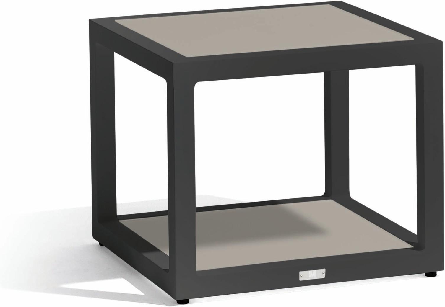 MNST1125 Приставные столики pa lava 46см x 46см Manutti Fuse