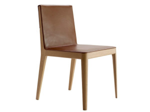 Кожаный стул