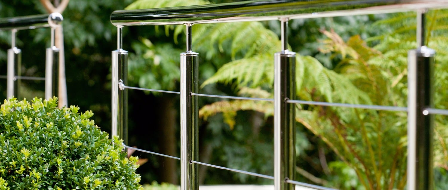 Перила из стали и стекла Q-RAILING ITALIA Q-line ® ARCH-00104705 - Вид №4