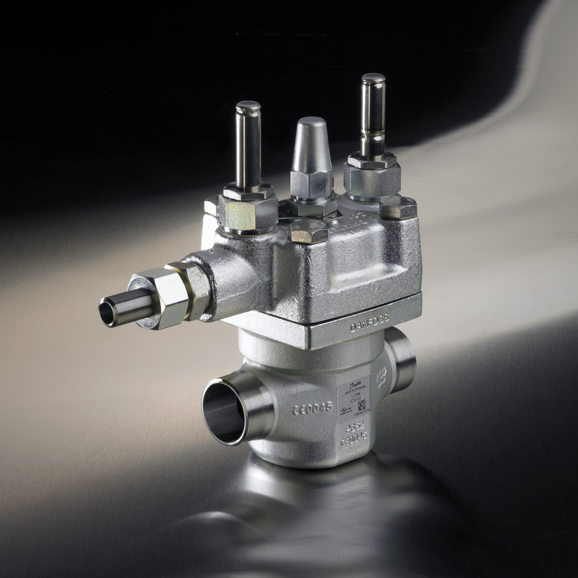 Danfoss ICLX — двухступенчатые клапаны ICLX 65 (D 65) Клапан соленоидный 027H6040  - Вид №8