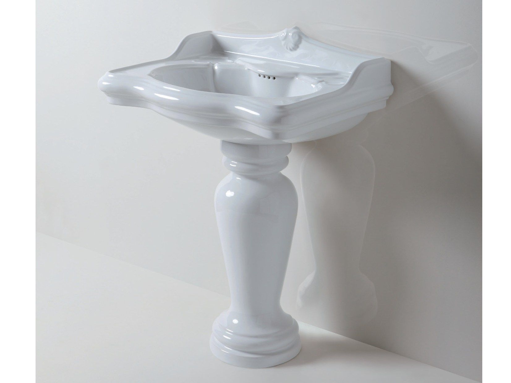 Керамическая раковина на колонне Azzurra Ceramica Jubilaeum ARCH-00039265 - Вид №1