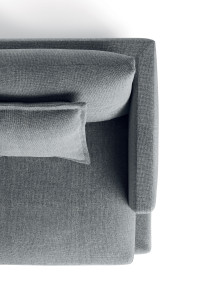 Тканевый диван с полуостровом