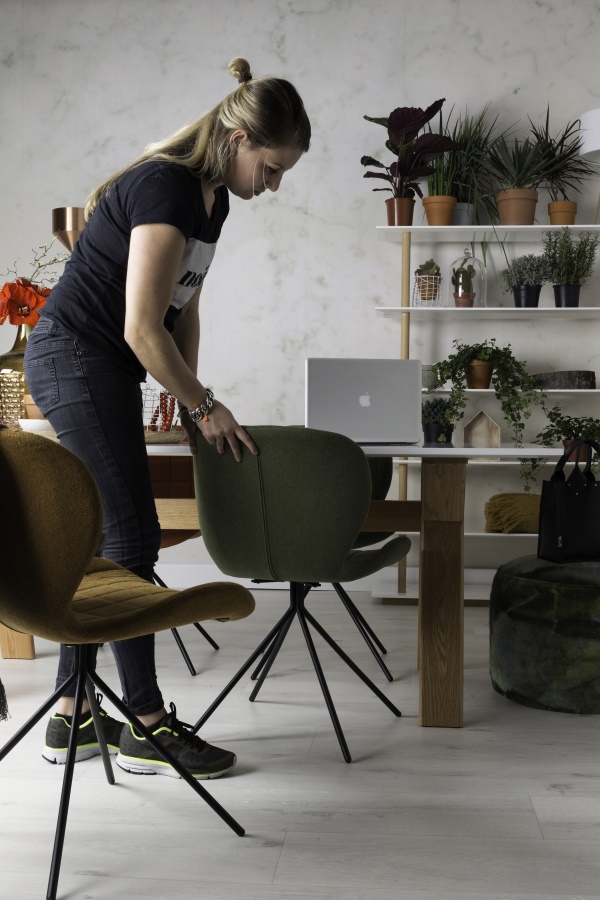 Стул OMG оранжевый Zuiver 1100174 - Вид №4