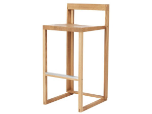 Высокий барный стул из дуба