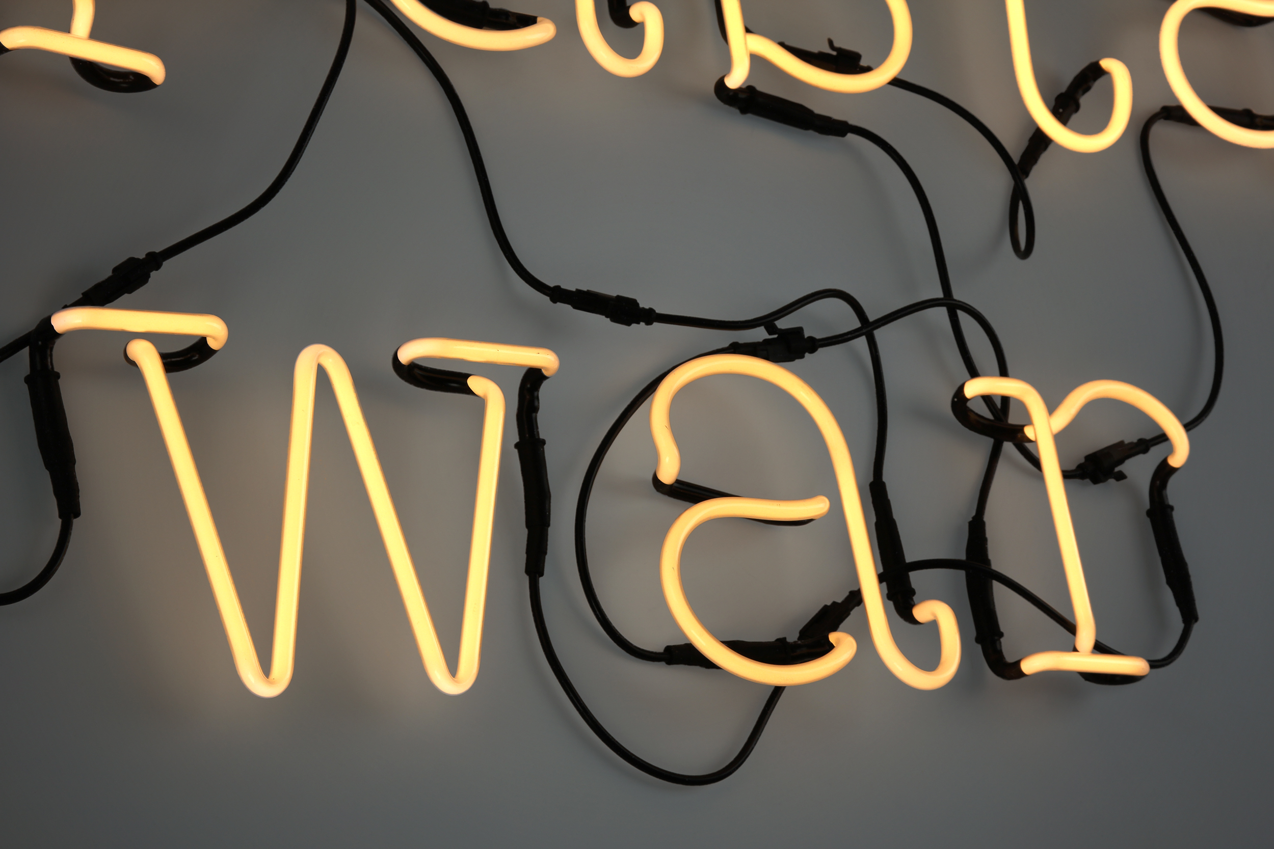 8008215001272 Настенный светильник Neon Art Make Pasta Not War ELECTRORETRO  - Вид №2