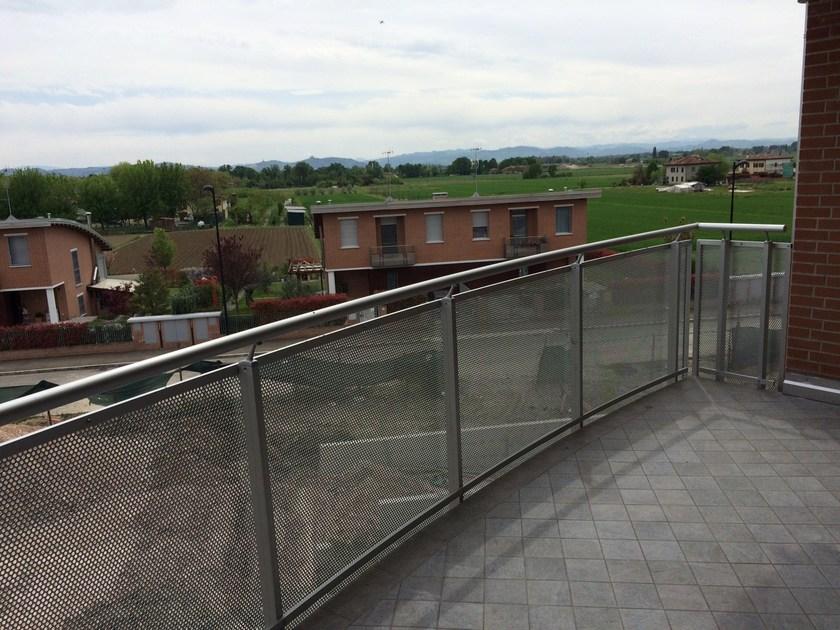 ALUSCALAE Балюстрада с одностворчатой ​​стойкой и алюминиевой панелью sun-id-1434988 - Вид №11