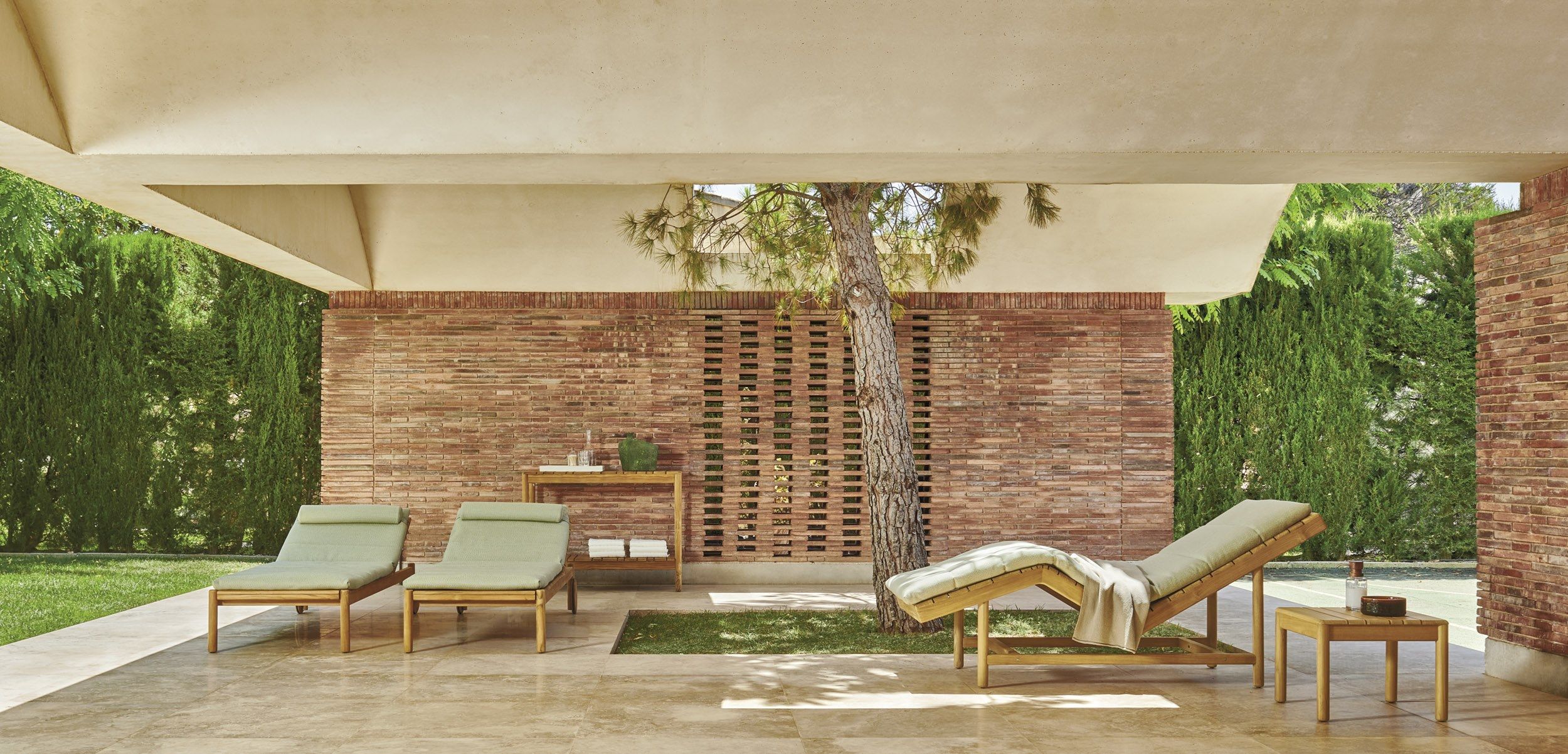 Садовая кровать с откидной спинкой из тикового дерева с колесами Varaschin штрих-код ARCH-00034068 - Вид №5