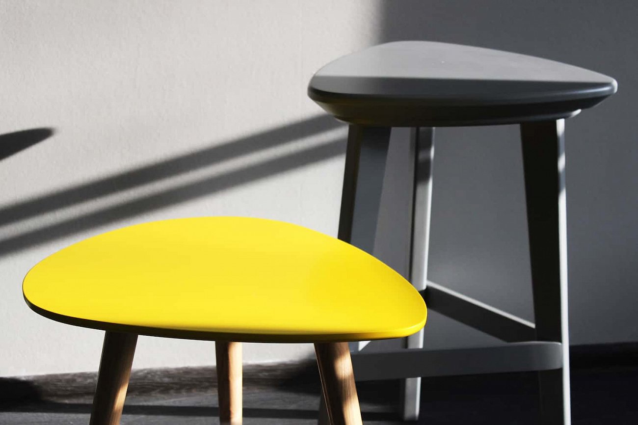 Кофейный столик с черными ножками темно-серый "Капля" WOODI  00-3966505 Серый  - Вид №4