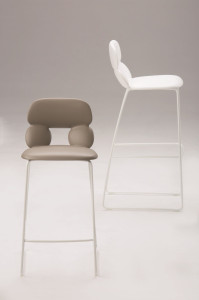 Полиуретановый табурет