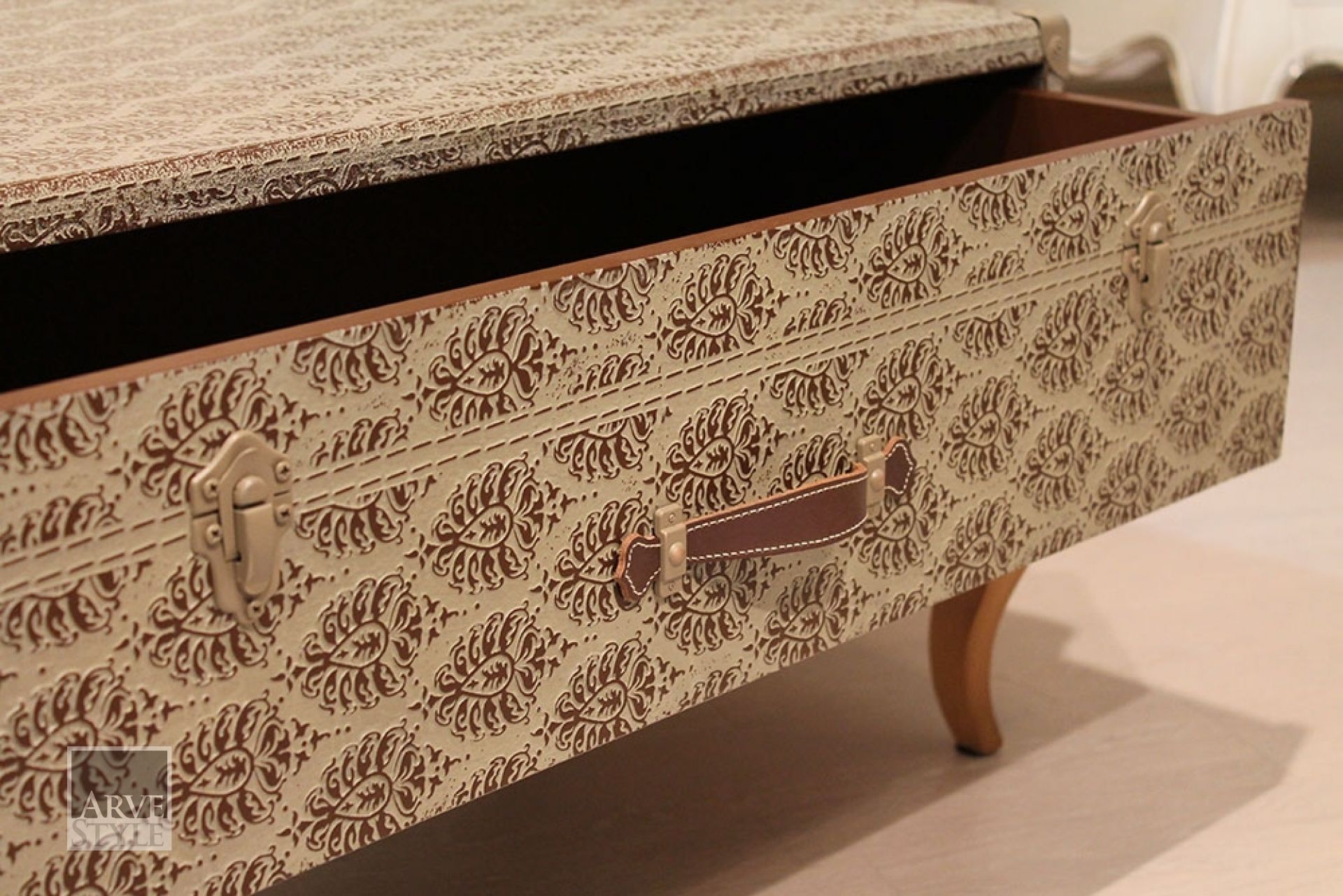 Прямоугольный деревянный журнальный столик для гостиной с отсеком для хранения Arvestyle OTTAVIO ARCH-00073611 - Вид №4