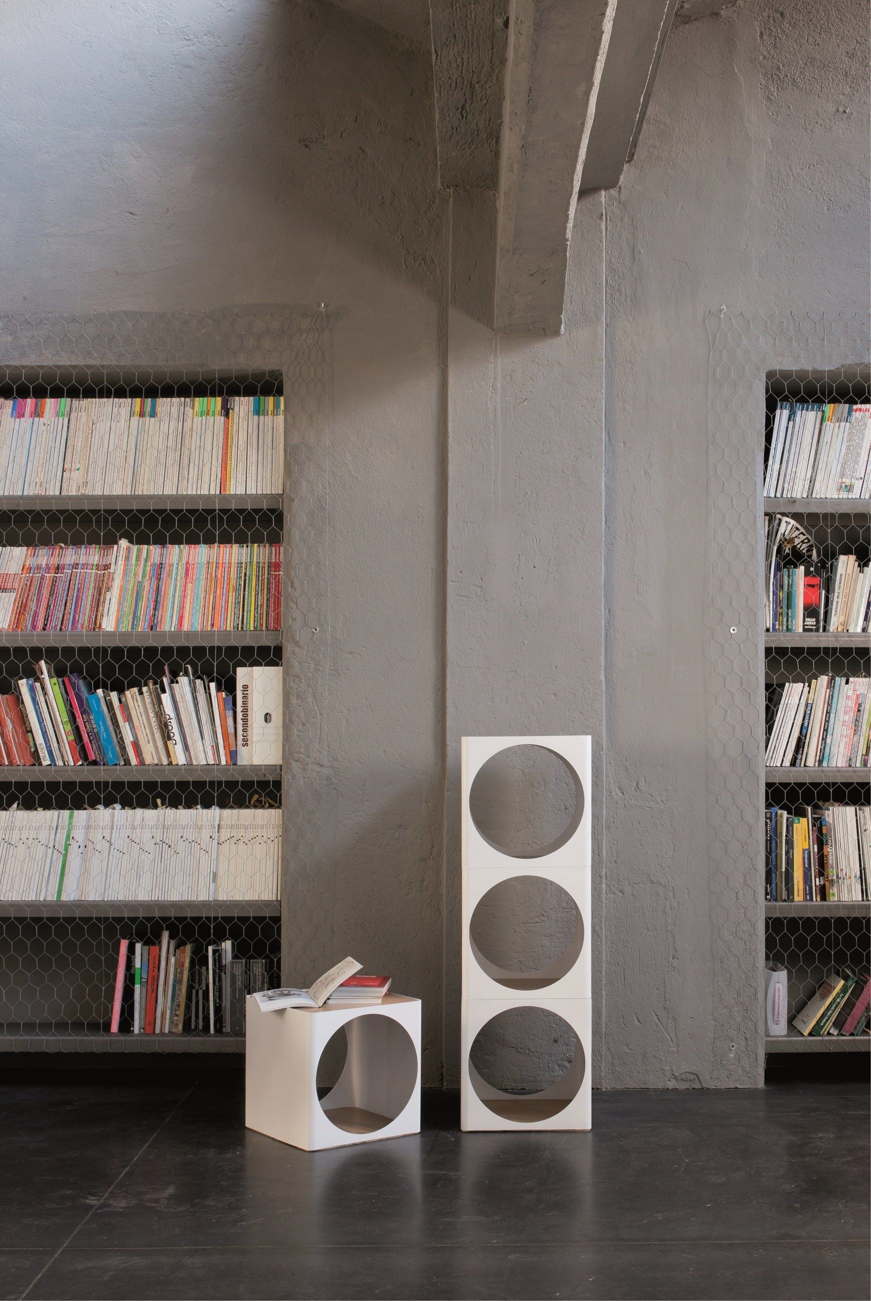 Модульный книжный шкаф из листового металла B-LINE RING ARCH-00102460 - Вид №5