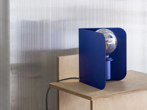 Стальная настольная лампа с порошковым покрытием