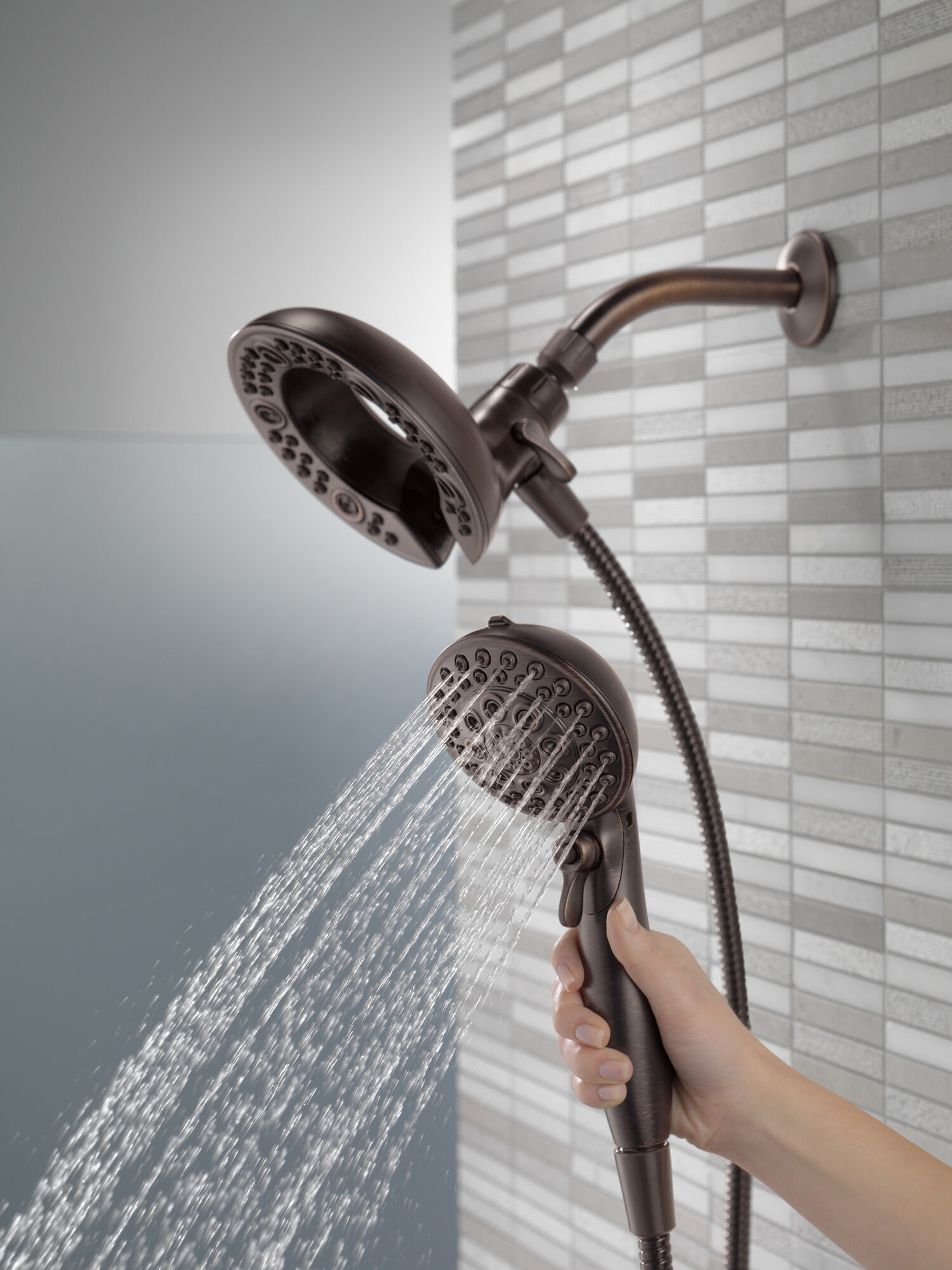 75588RB In2ition® Душ два в одном Delta Faucet Universal Showering Венецианская бронза  - Вид №5