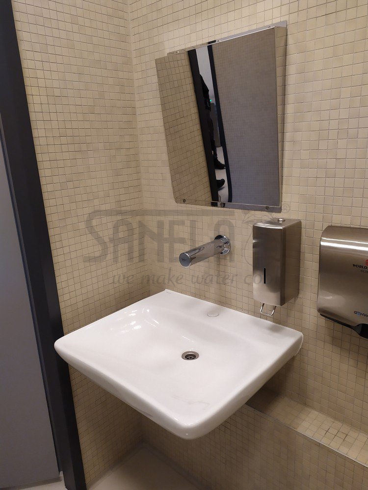 03425 Автоматический настенный смеситель, 6 В SANELA  - Вид №2