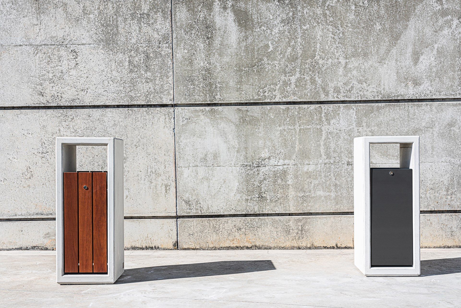 Металлические и бетонные стойки для мусора SIT Outline ARCH-00151419 - Вид №2