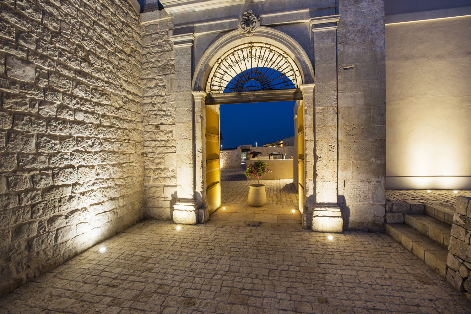 8301101 Встраиваемый в пешеходный пол Platek MICRO  MICRO - 4 LED RGBW 121° - Вид №19